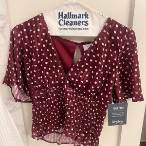 Cute burgundy top! NWT!!!!! Size Small!
